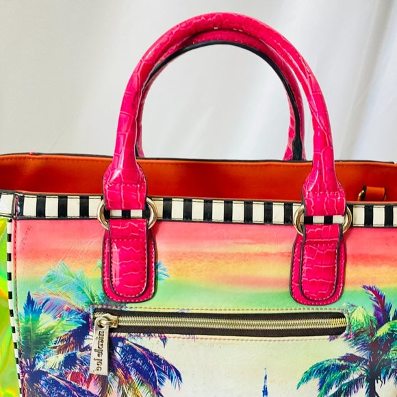 Nicole Lee Hollywood handbag - Picture 3 of 11